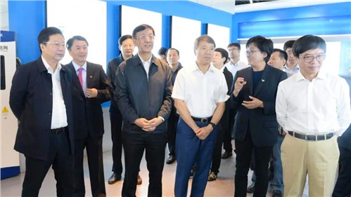 全国人大常委会副委员长曹建明一行考察调研意昂娱乐