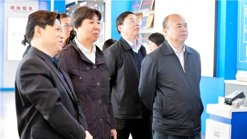 国家统计局工业司副司长朱虹一行莅临意昂娱乐集团考察调研