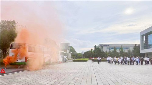 人人讲安全 个个会应急|意昂娱乐科技园班车自燃事故应急演练圆满举行